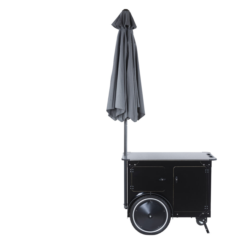 Shop on wheels